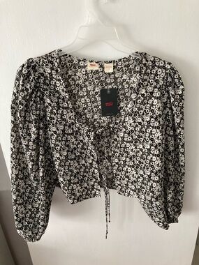 Levi's Black & White Floral Tie-Front Crop Blouse
